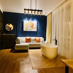  Апартаменты Luxury In Old With Terrace